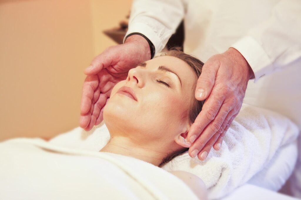 how does energy healing work